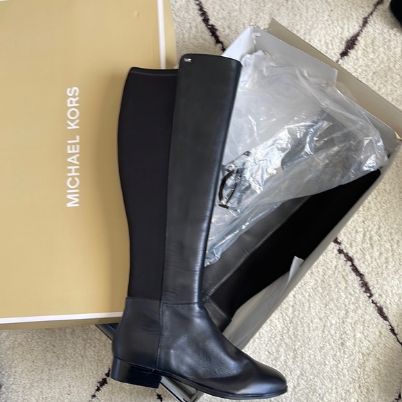 Michael Kors knee length boots - Picture 1 of 4